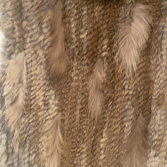 Real Rabbit Fur Vest - Picture 4 of 8